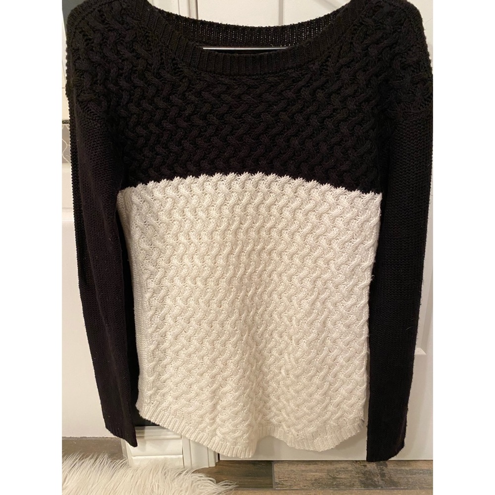 Women’s sweater